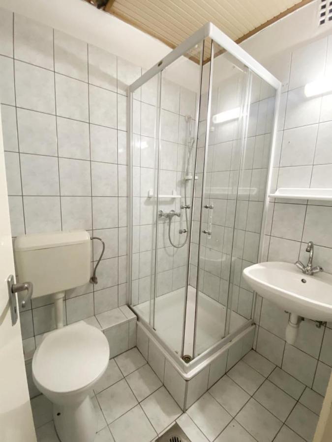 Platán üdülő Apartamento Balatonlelle Exterior foto