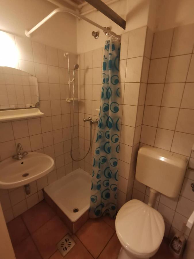 Platán üdülő Apartamento Balatonlelle Exterior foto